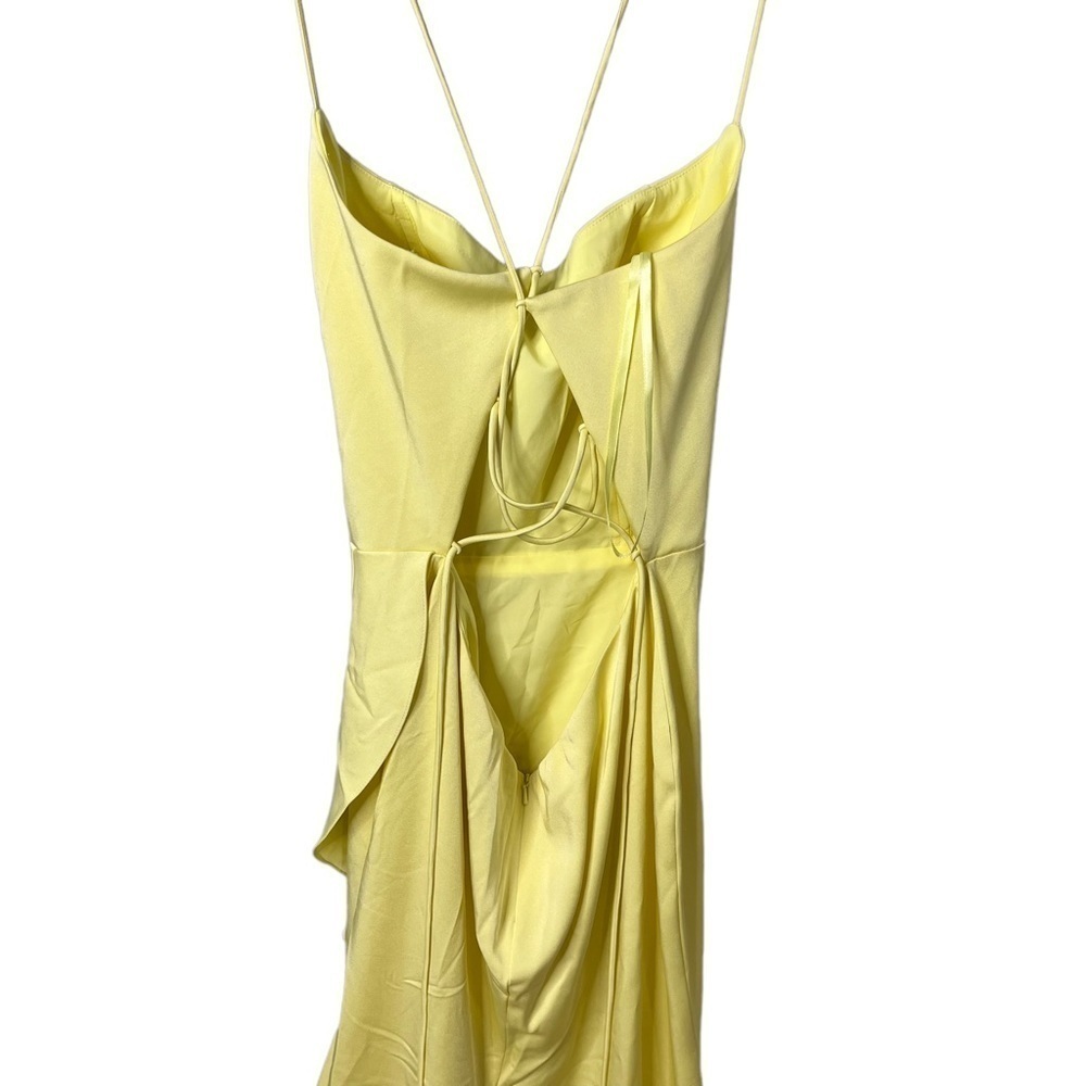 La Femme Flutter Slit Trumpet Gown Pale Yellow Size 12 Open Tie Back Prom - Picture 5 of 8